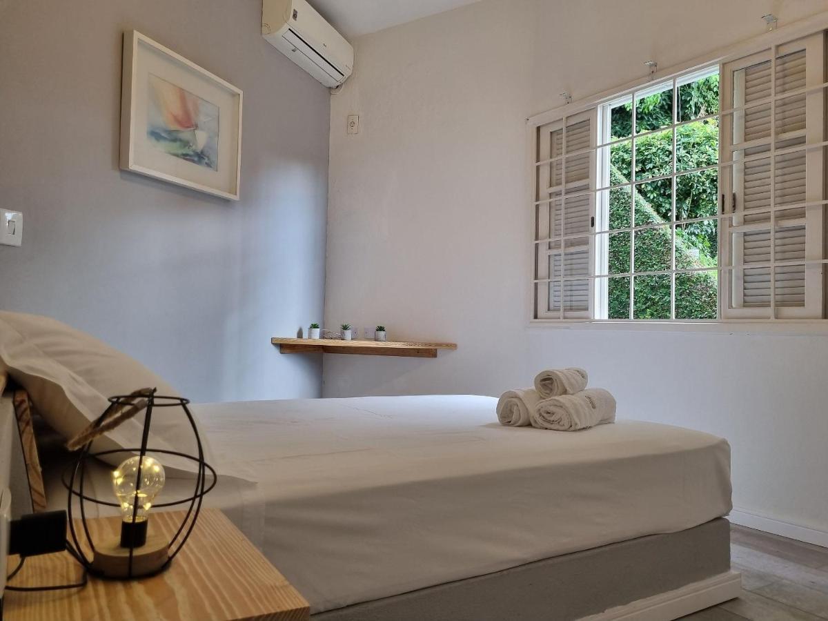 Casas Com Jacuzzi E Churrasqueira A 500 Metros Da Praia Do Pereque Na Ilhabela Exterior photo