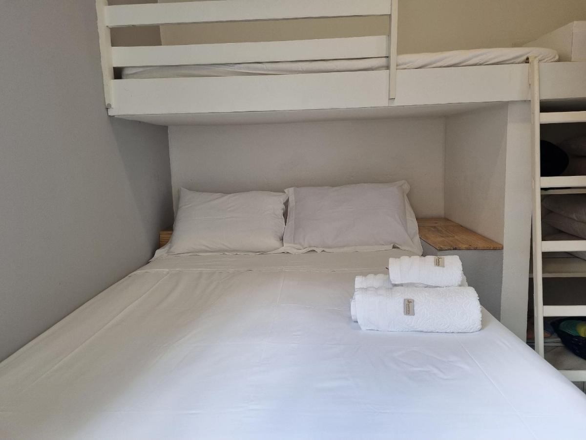 Casas Com Jacuzzi E Churrasqueira A 500 Metros Da Praia Do Pereque Na Ilhabela Exterior photo